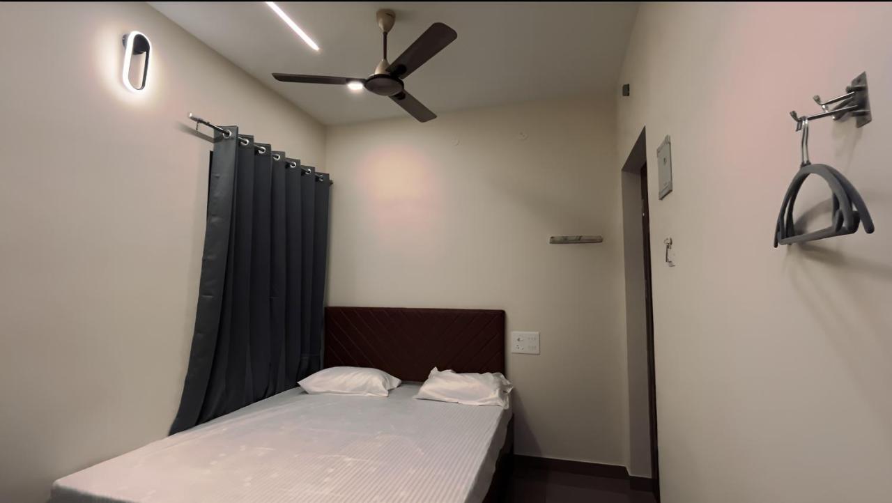 Hotel Coastal Inn Nagappattinam Екстер'єр фото