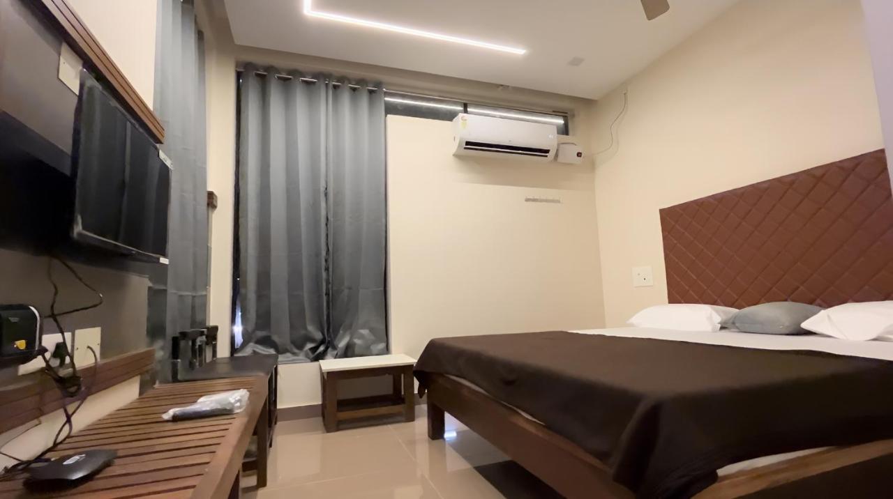 Hotel Coastal Inn Nagappattinam Екстер'єр фото